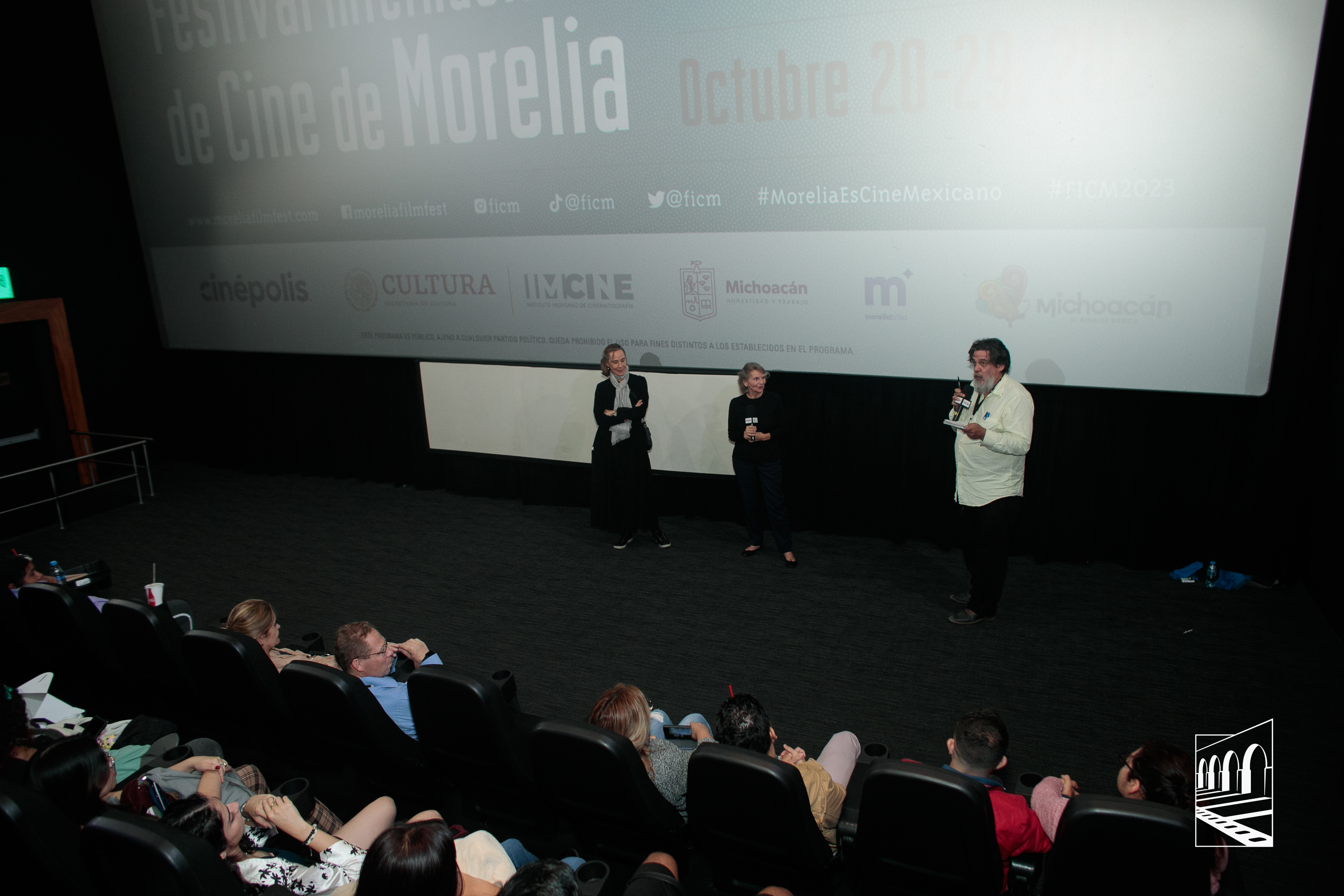 Función A SEASON WITH ISABELLA ROSELLINI 