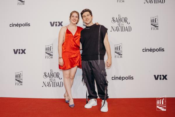 Lucía Tinajero, Jerry Velázquez