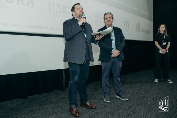 Jorge Martínez Micher, Fernando De Fuentes 