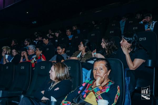 Función de MIL PINOS en el 21er FICM