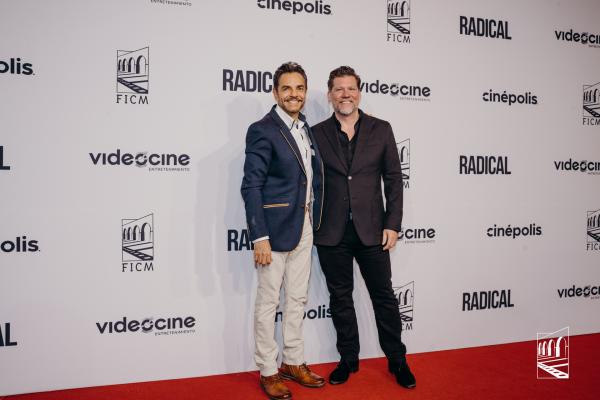 Eugenio Derbez, Christopher Zalla 